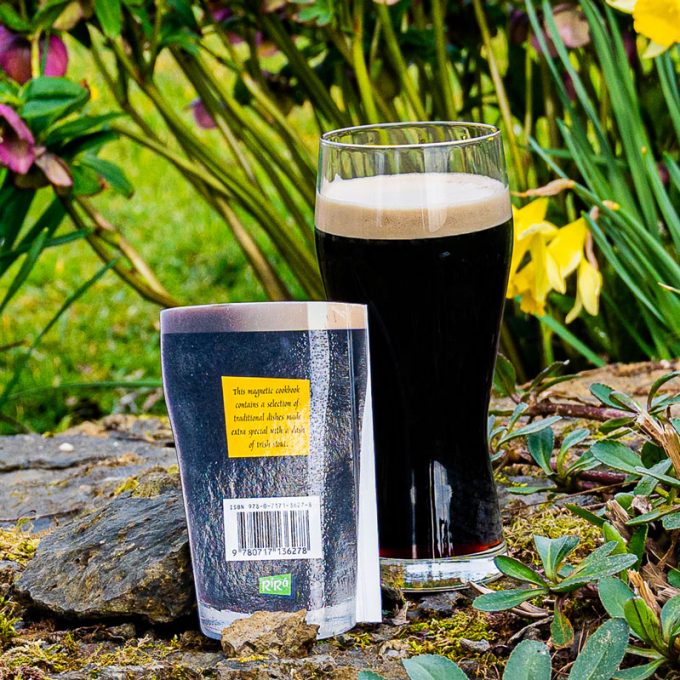 Irish Stout Recipes Magnetic Book